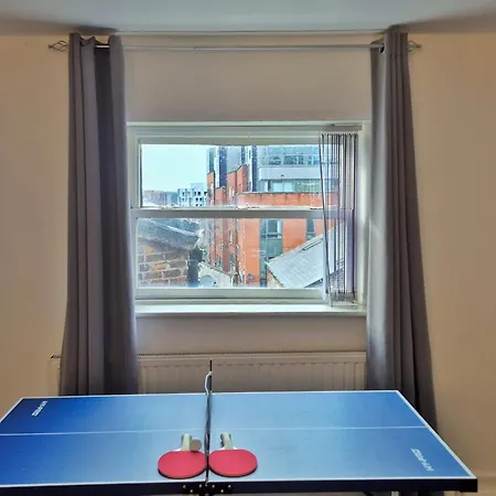Specious Liverpool Central Apartment - Pet Friendly Exterior photo