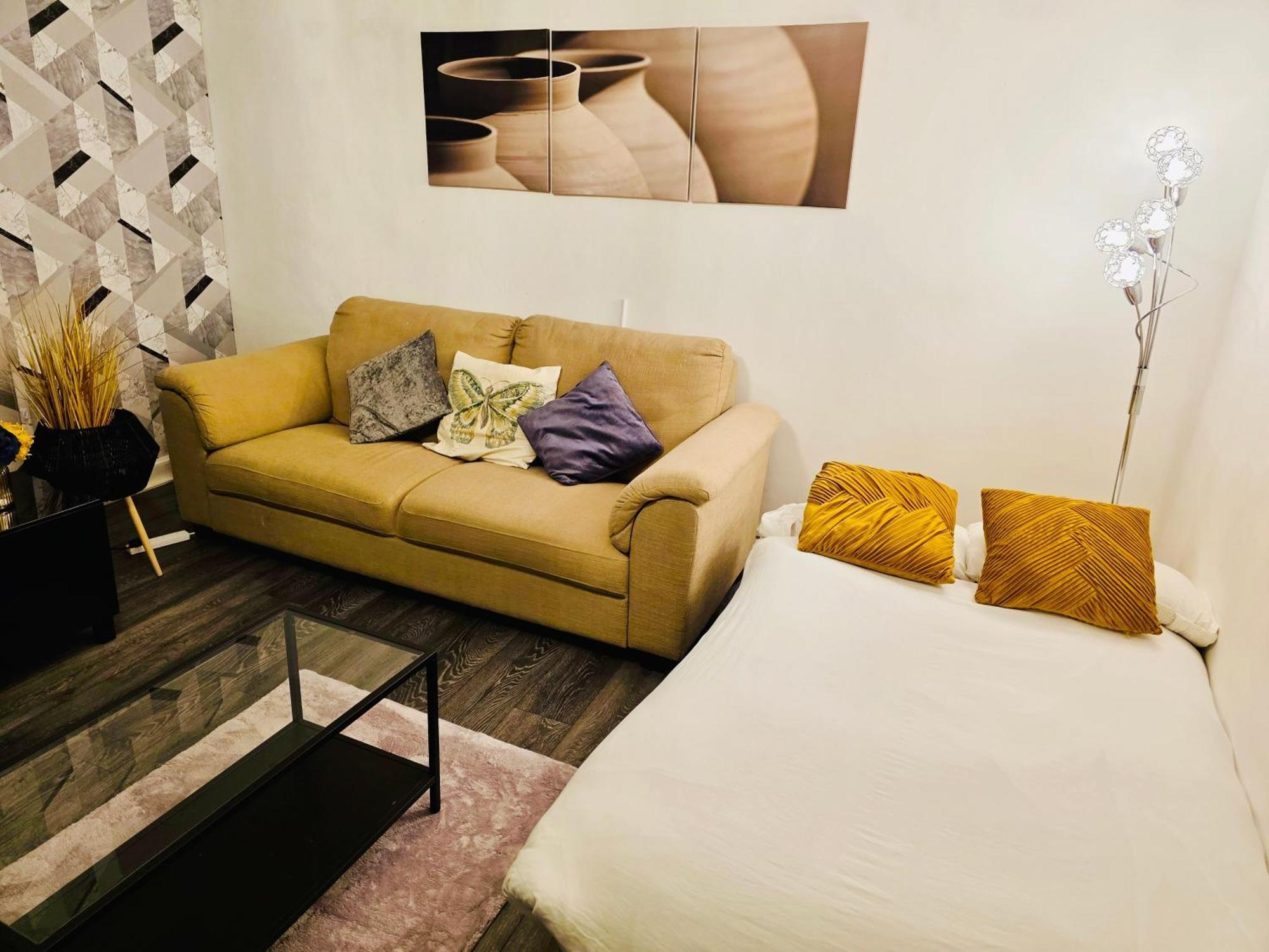 Specious - Pet Friendly